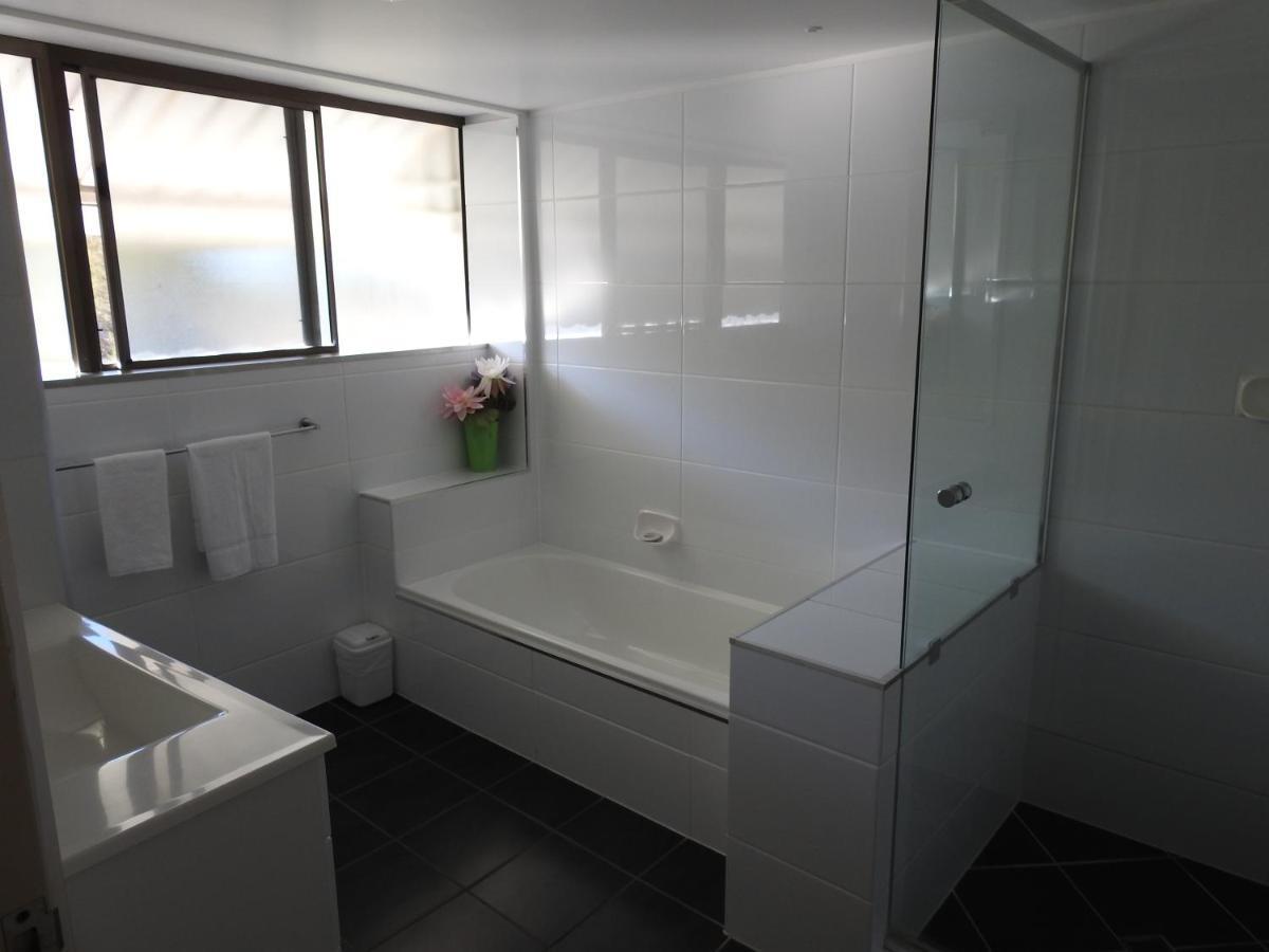 Placid Waters Holiday Apartments Bongaree Extérieur photo